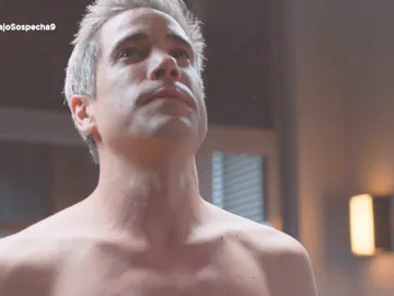 Daniel se desnuda en comisaría Daniel se desnuda en comisaría