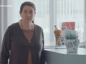 Lidia observa al asesino Lidia observa al asesino