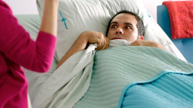 Ángela despierta la virilidad de Rober