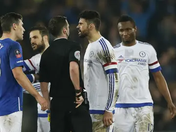 Diego Costa se encara con Barry Diego Costa se encara con Barry
