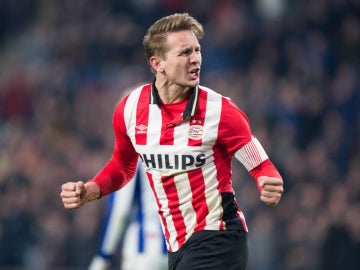 Luuk de Jong celebra su gol