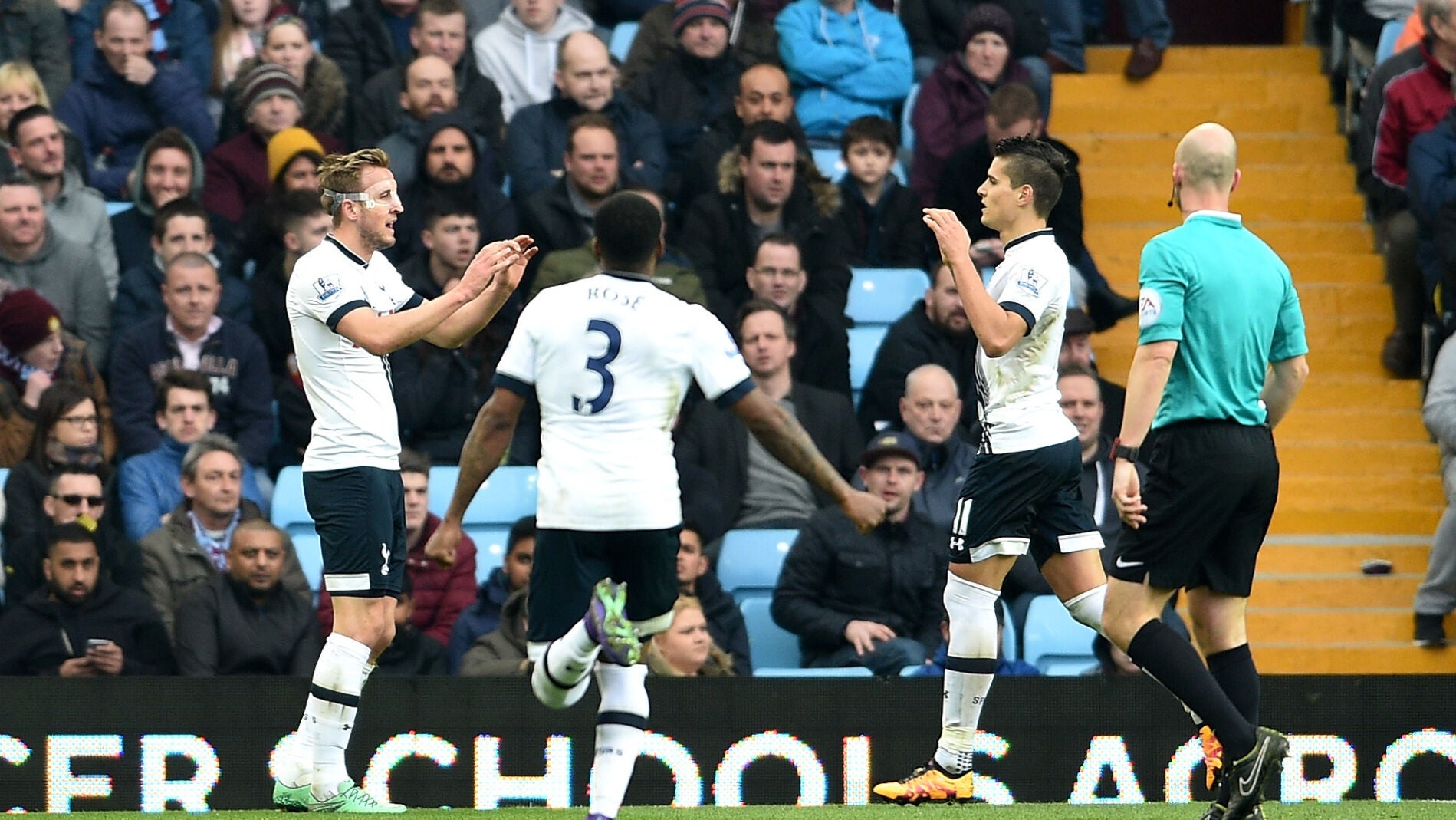 El Tottenham se alegra por la victoria.