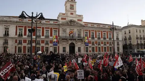 Concentración contra el acuerdo de la Unión Europea y Turquía sobre los refugiados Concentración contra el acuerdo de la Unión Europea y Turquía sobre los refugiados