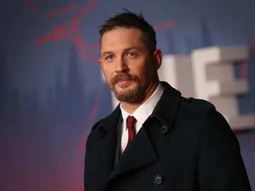Tom Hardy te desea unas dulces y buenas noches Tom Hardy te desea unas dulces y buenas noches