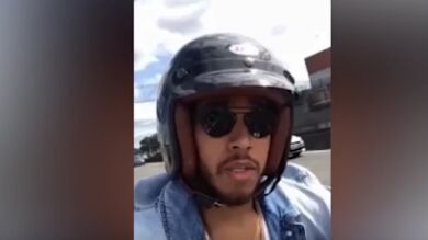 La policía investiga a Hamilton por grabar un vídeo mientras conducía una motocicleta