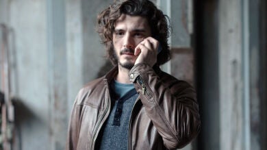 Víctor descubre quién retiene a Catherine