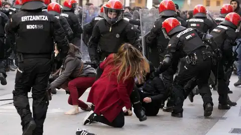 Antidisturbios en Vitoria Antidisturbios en Vitoria