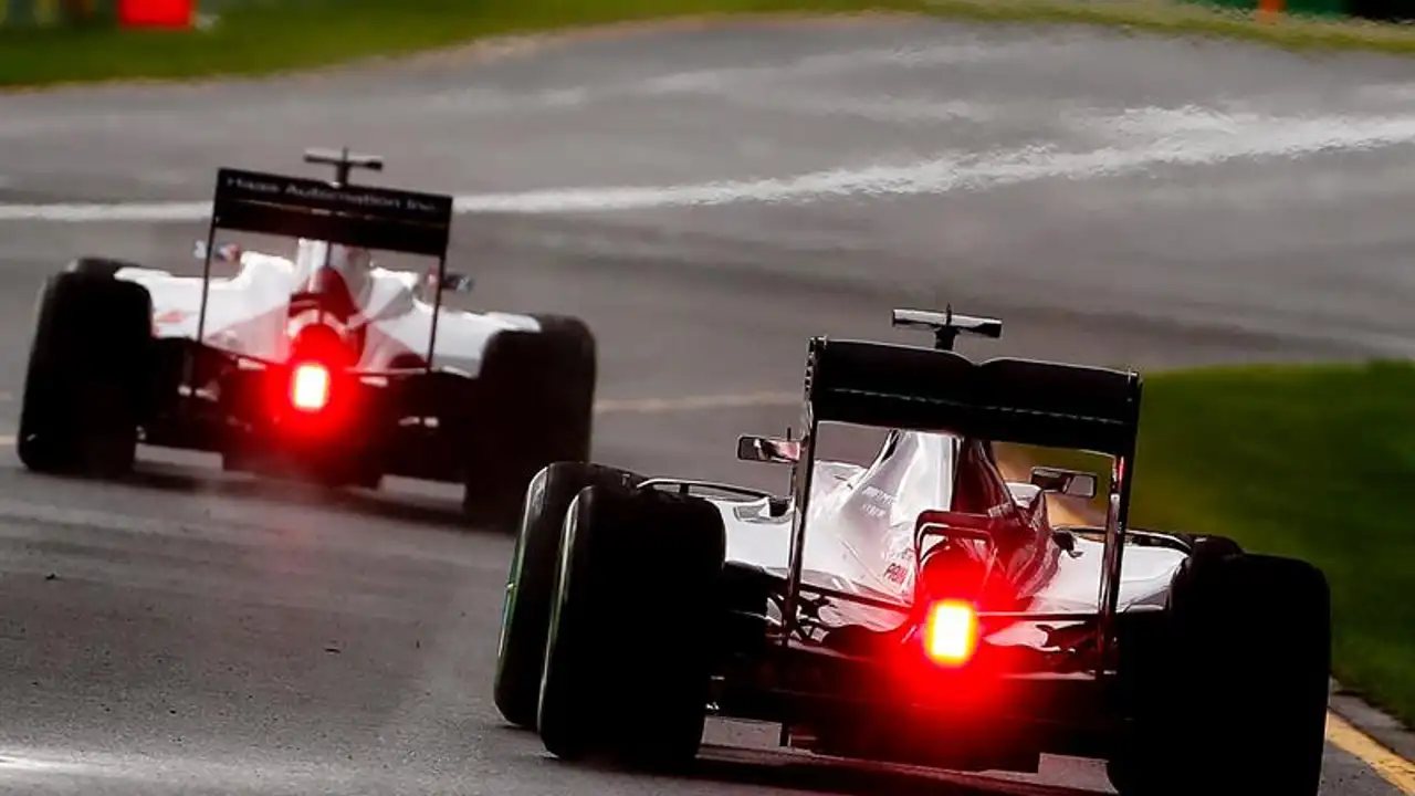 Hamilton saldrá desde la 'pole', al lado de Rosberg, en AustraliaHamilton saldrá desde la 'pole', al lado de Rosberg, en Australia