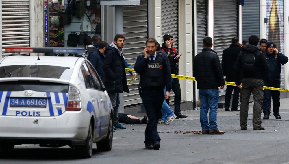 Varios muertos en Estambul por un atentado