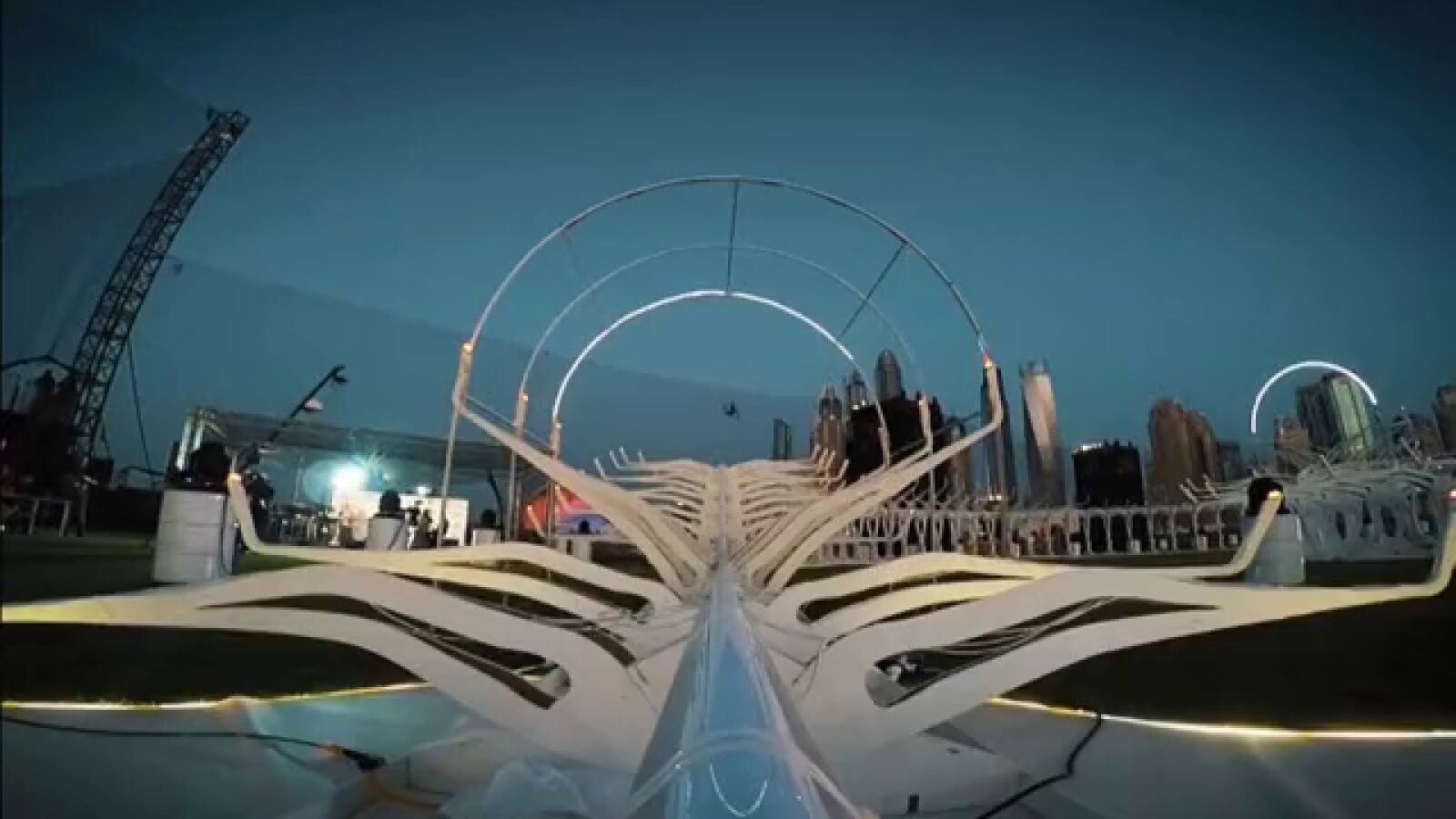 Dubái celebra la mayor competición de drones del mundo en un circuito al aire libre