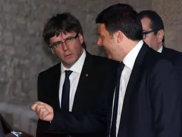 Matteo Renzi y Puigdemont Matteo Renzi y Puigdemont