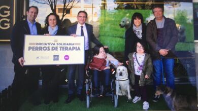 Perros de terapia para cuatro familias con niños con enfermedades raras