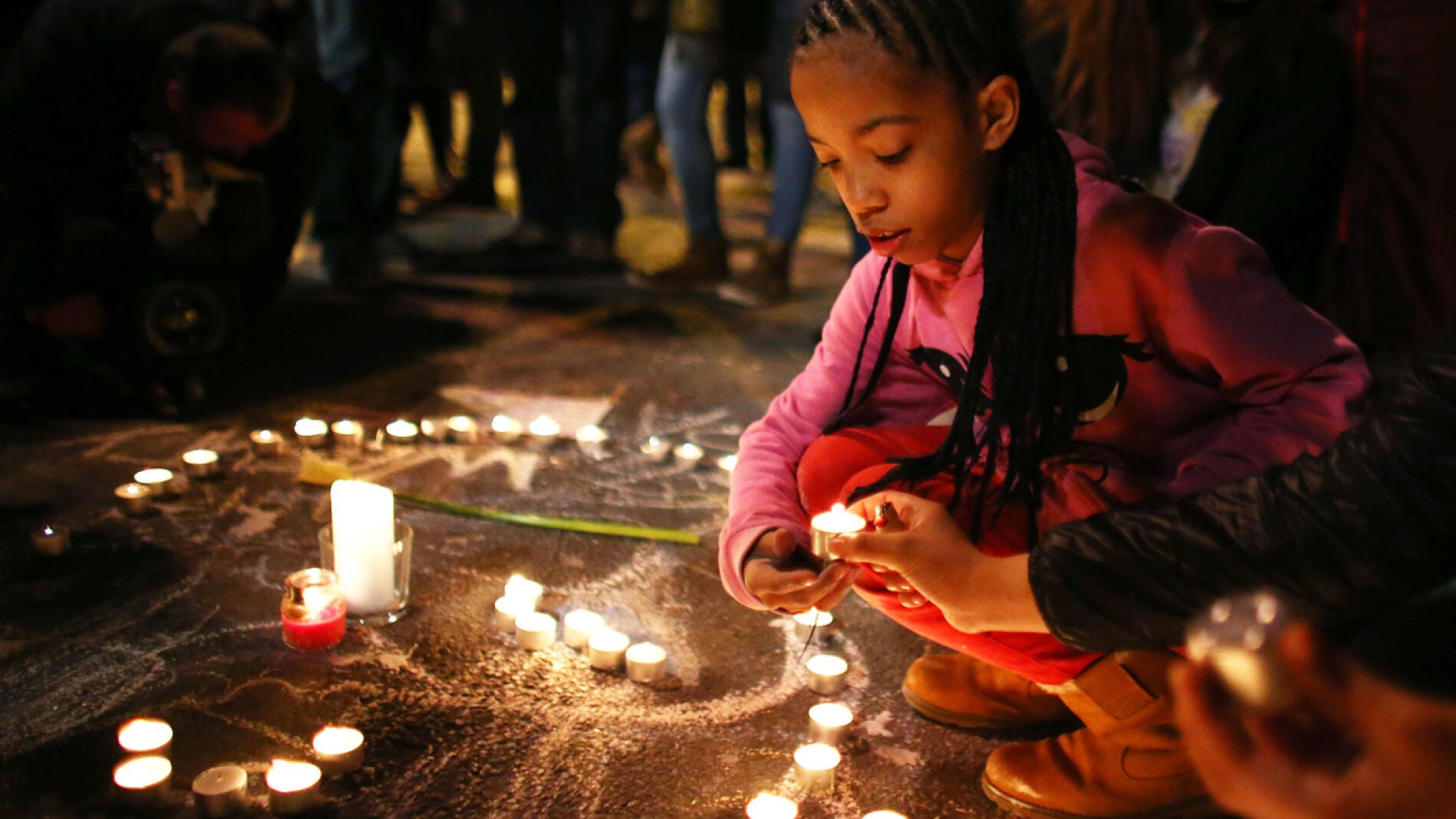 Velas en homenaje a las v&iacute;ctimas 