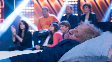 Jeff Toussaint sume a Enrique San Francisco en un profundo sue&ntilde;o