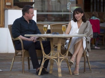 David Cameron junto a su mujer durante las vacaciones de Semana Santa en Canarias