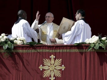 El Papa Francisco, durante la bendición 'Urbi et Orbi'