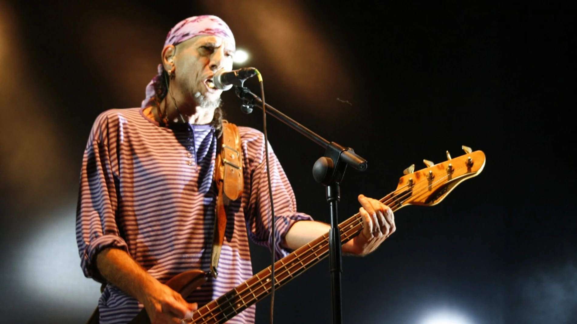 El Drogas en un concierto El Drogas en un concierto