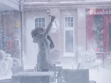 Una tormenta de nieve llega a Berlín Una tormenta de nieve llega a Berlín