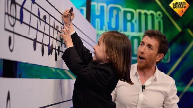 Emilio Aragón juega a adivinar la obra de una pequeña-gran compositora