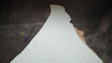 Hallan otro posible fragmento del MH370 en Sudáfrica