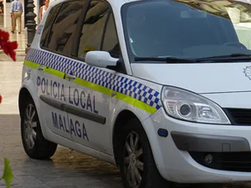 Coche de la Policía Local de Málaga Coche de la Policía Local de Málaga