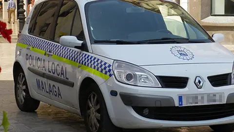 Coche de la Policía Local de Málaga Coche de la Policía Local de Málaga