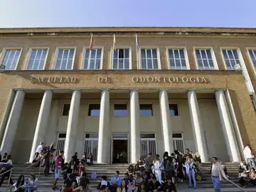 Facultad de Odontología de la Universidad Complutense de Madrid Facultad de Odontología de la Universidad Complutense de Madrid