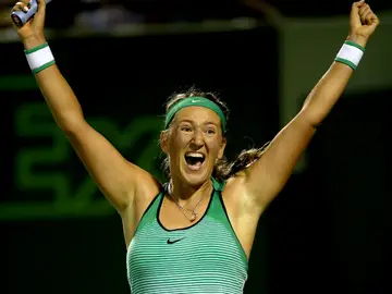 Azarenka celebra su victoria ante Kerber Azarenka celebra su victoria ante Kerber