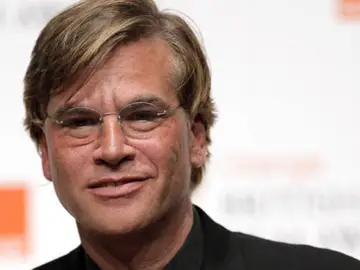Aaron Sorkin dirigirá la adaptación televisiva de 'Algunos hombres buenos' Aaron Sorkin dirigirá la adaptación televisiva de 'Algunos hombres buenos'