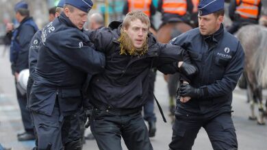 Al menos cinco españoles detenidos en una manifestación antirracista en Bruselas