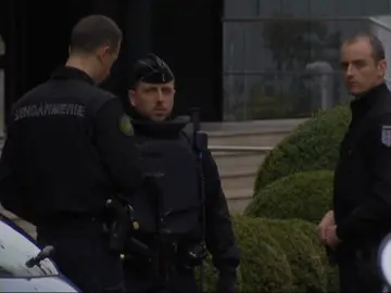 Bélgica detiene a una tercera persona que podría guardar relación con el intento frustrado de atentar en Francia Bélgica detiene a una tercera persona que podría guardar relación con el intento frustrado de atentar en Francia