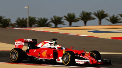 Vettel marca el mejor crono de los Libres 3 y Ferrari muestra los dientes a Mercedes