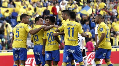 Las Palmas se acerca a la permanencia a costa de un Valencia que no cambia