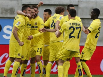 El Villarreal celebra un gol