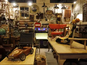 Feria de Antigüedades de Madrid Feria de Antigüedades de Madrid