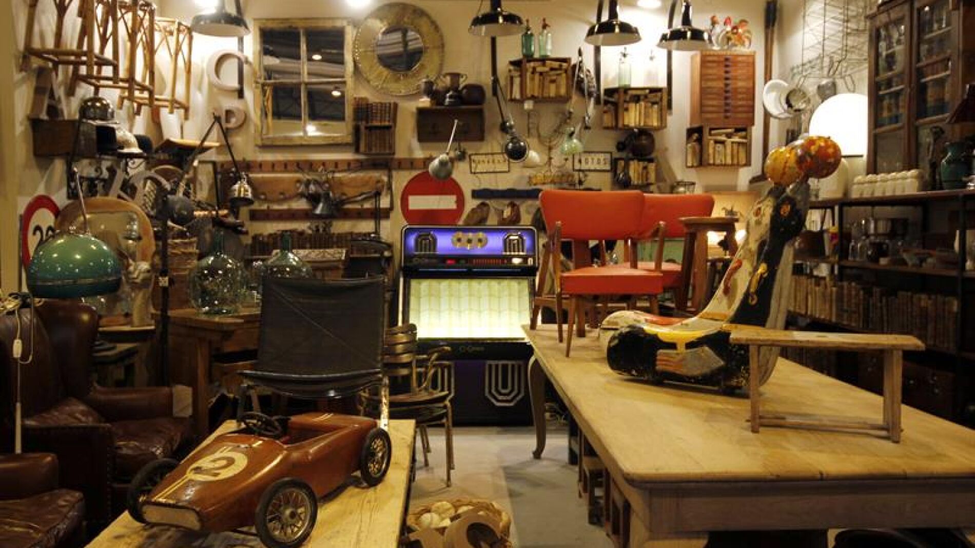 Feria de Antig&uuml;edades de Madrid