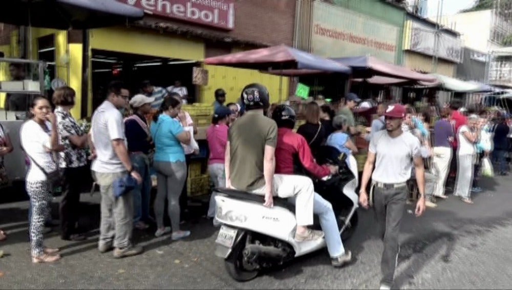 Venezuela, un país rico en situación límite por la violencia y la falta de alimentos 