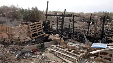 Restos de la chabola,ubicada en Almería Restos de la chabola,ubicada en Almería
