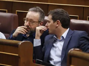 Albert Rivera y el portavoz en la cámara, Juan Carlos Girauta Albert Rivera y el portavoz en la cámara, Juan Carlos Girauta