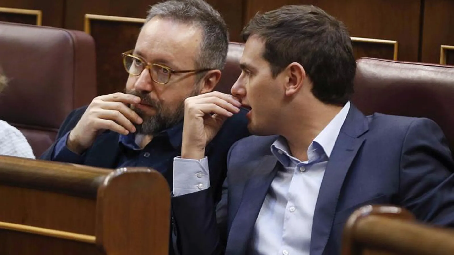 Albert Rivera y el portavoz en la cámara, Juan Carlos Girauta Albert Rivera y el portavoz en la cámara, Juan Carlos Girauta