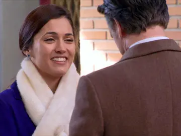 Sofía se pone muy contenta Sofía se pone muy contenta