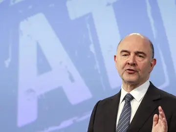 Pierre Moscovici, durante la rueda de prensa Pierre Moscovici, durante la rueda de prensa