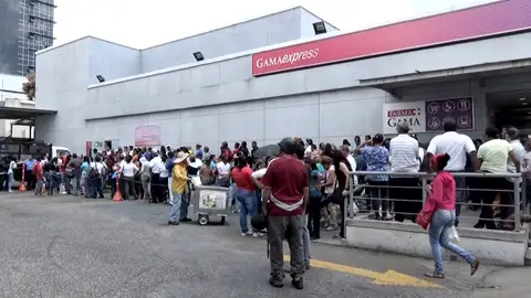La escasez de comida y medicamentos, el drama convertido en rutina de los venezolanos La escasez de comida y medicamentos, el drama convertido en rutina de los venezolanos