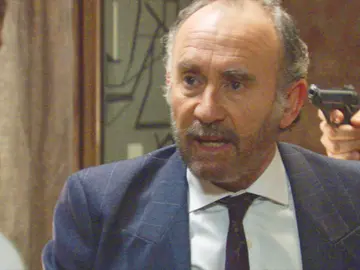 Martos traiciona a Klinsmann Martos traiciona a Klinsmann