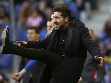 Simeone, intenso en la banda de Cornellá-El Prat Simeone, intenso en la banda de Cornellá-El Prat