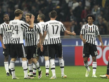 La Juventus celebra su victoria frente al Milan