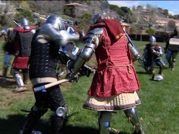 Manzanares el Real vuelve a la Edad Media con un combate medieval 