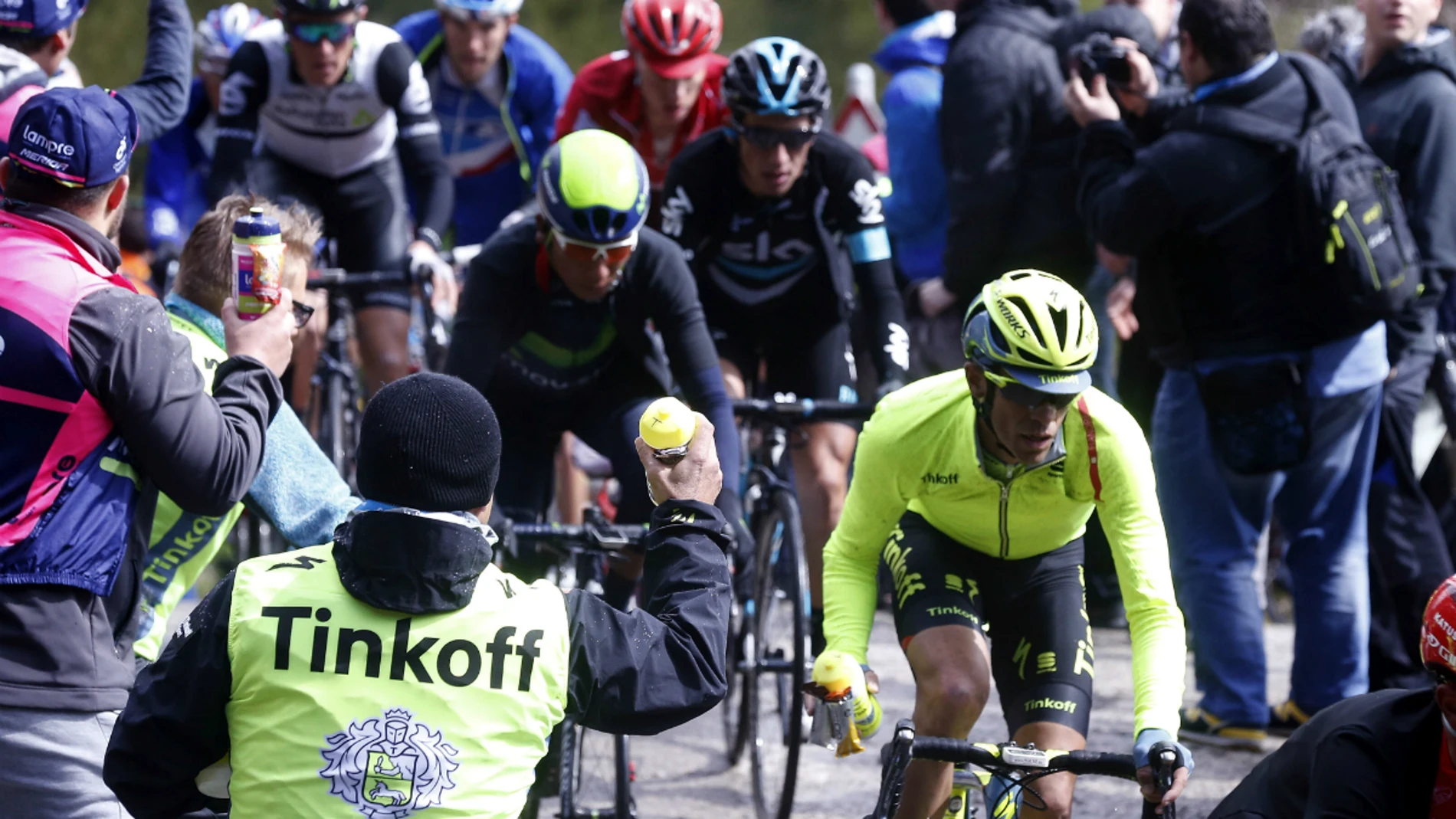 Contador, en la Vuelta al País Vasco Contador, en la Vuelta al País Vasco