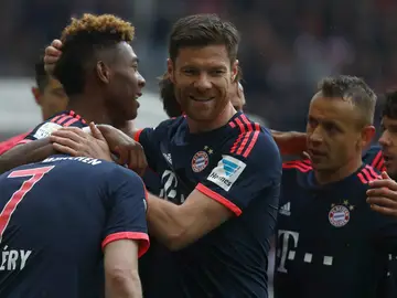 Los jugadores del Bayern de Múnich celebran el gol de Alaba Los jugadores del Bayern de Múnich celebran el gol de Alaba