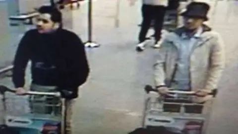 El terrorista Mohamed Abrini, el 'hombre del sombrero' El terrorista Mohamed Abrini, el 'hombre del sombrero'